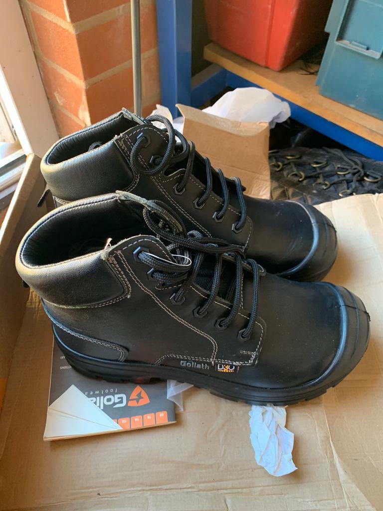 goliath d30 boots